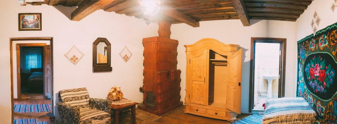 Casa Rares 스체비차 외부 사진